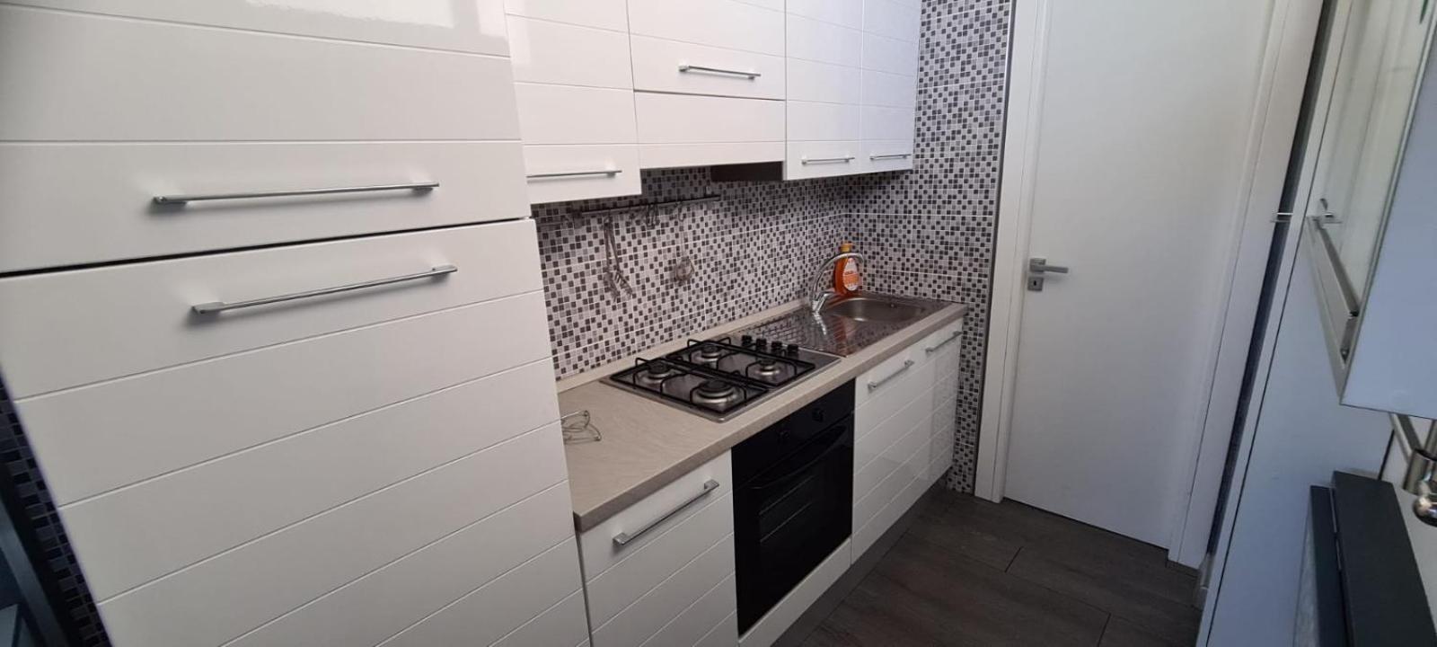 Beach Central Appartment Economy Тропеа Екстер'єр фото